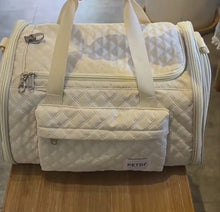 Load and play video in Gallery viewer, Beige Expandable Airline-Approved Cat Carrier for Travel | MissyMoMo
