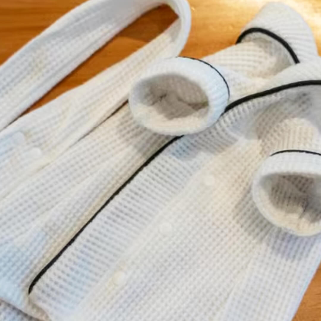 White Bathrobe for Cats | MissyMoMo