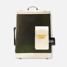 Load image into Gallery viewer, CUL Black & White Cat Carrier Backpack | MissyMoMo