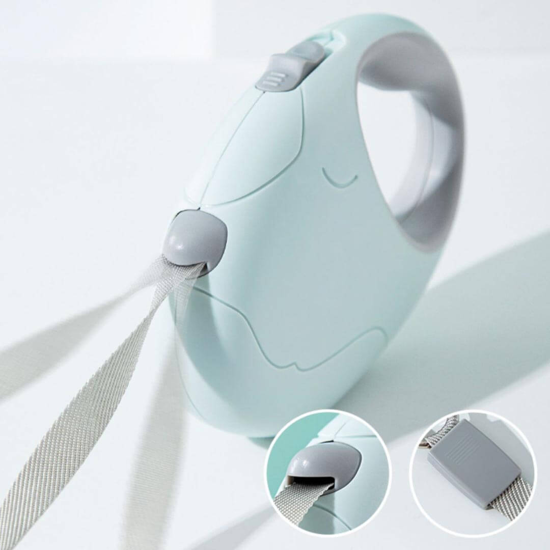 Luna Retractable Cat Leash With Non-Slip Comfort Grip | MissyMoMo