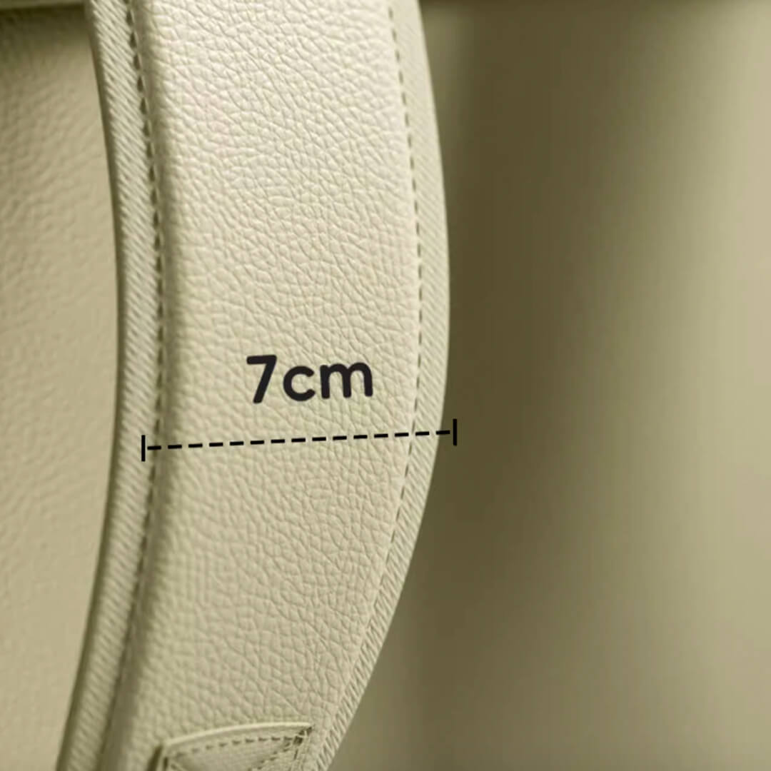 Wide Shoulder Straps of Leather Cat Backpack | MissyMoMo